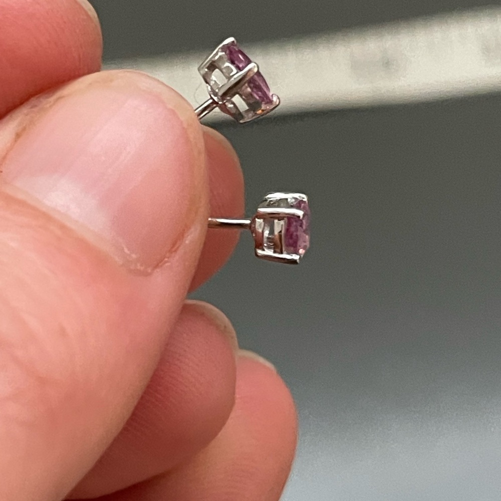 Pink oval studs - Picture 2 of 3